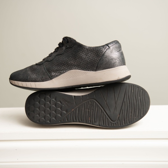 DANSKO Christina Gray Metallic Leather Lace Up Comfort Sneakers Wm's 40 (US 9.5) - Picture 8 of 9